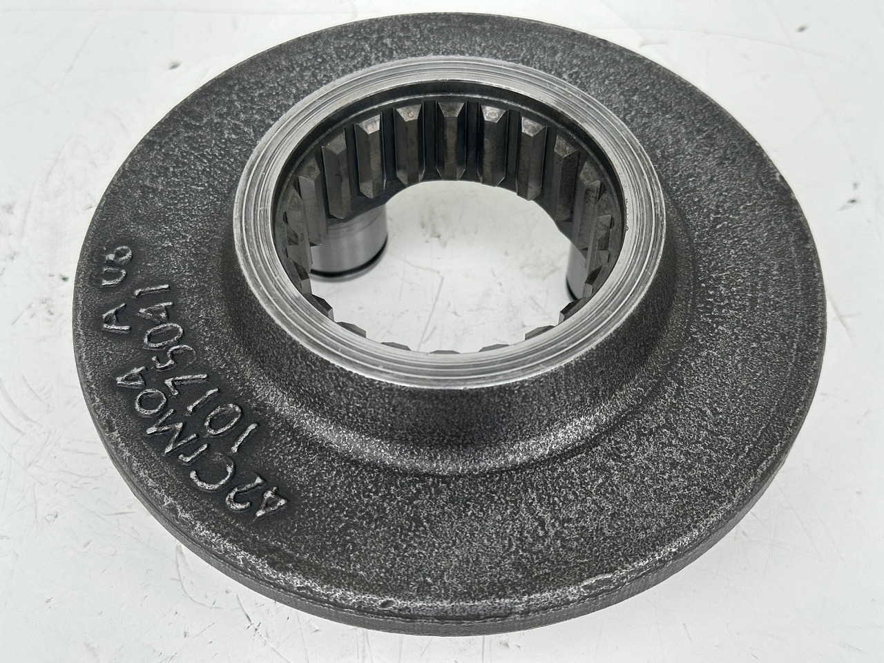 Liebherr Planetenträger ID-Nr.90020199. SAT200/277. A910 COMP, A912 COMP, A913 COMP, A914, R914 COMP. #90020199.GH# - Moteur de rotation pour Pelle: photos 3 Liebherr Planetenträger ID-Nr.90020199. SAT200/277. A910 COMP, A912 COMP, A913 COMP, A914, R914 COMP. #90020199.GH# - Moteur de rotation pour Pelle: photos 3