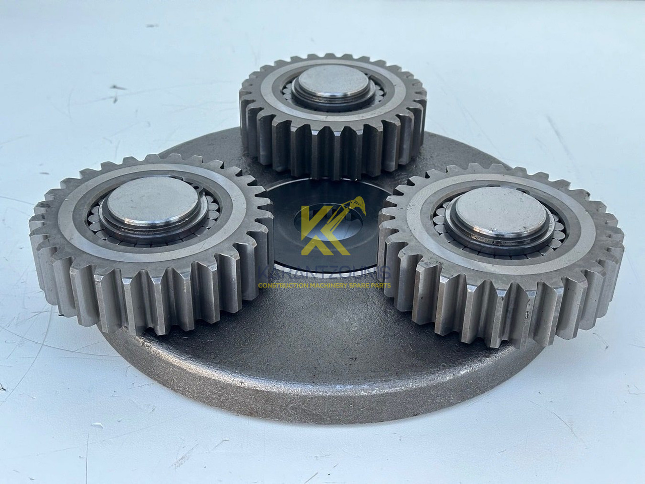 Liebherr Planetenträger ID-Nr.90024938 mit Planetenräder ID-Nr.90024939. FAT400P112 -FAT400P130 - FAT400P139. LO1936, LOS926, R926, R928, R930, R934, R936, R940, R944, R946, R950 T. #PL-PL.17.10# - Moteur de translation pour Engins de chantier: photos 4 Liebherr Planetenträger ID-Nr.90024938 mit Planetenräder ID-Nr.90024939. FAT400P112 -FAT400P130 - FAT400P139. LO1936, LOS926, R926, R928, R930, R934, R936, R940, R944, R946, R950 T. #PL-PL.17.10# - Moteur de translation pour Engins de chantier: photos 4