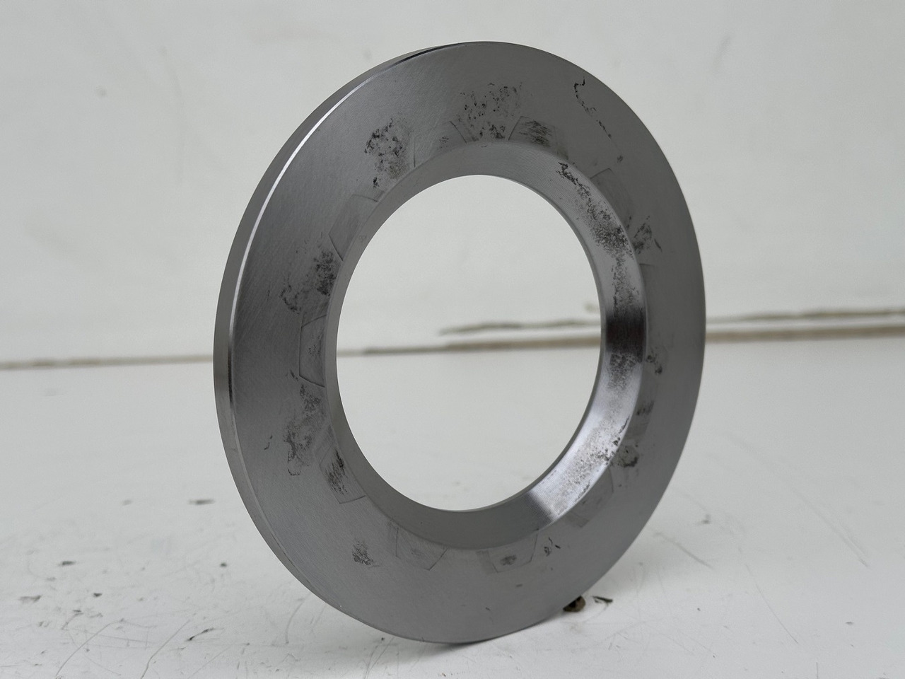 Liebherr Scheibe ID-Nr.9441598 - ID-Nr.944159803. A309,A311,A312,A314,A316,A900,A902,A904,A910COMP,A912COMP,A913COMP,A914,A918COMP,A918,R313,R317,R900,R902,R914COMP,R904,R914. #944159803.GH# - Boîte de vitesse pour Engins de chantier: photos 1 Liebherr Scheibe ID-Nr.9441598 - ID-Nr.944159803. A309,A311,A312,A314,A316,A900,A902,A904,A910COMP,A912COMP,A913COMP,A914,A918COMP,A918,R313,R317,R900,R902,R914COMP,R904,R914. #944159803.GH# - Boîte de vitesse pour Engins de chantier: photos 1