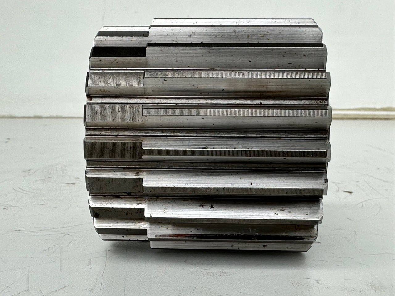 Boîte de vitesse pour Pelle sur chenille Liebherr Sonnenrad ID-Nr.9442837.  FAT350 - FAT350P022 - FAT350P032 - FAT350P059 - FAT350P062 - FAT350P068 - FAT350P079.   LH22, LOS103, ER912, LOS914, LOS924 COMP, R313, R317, R900, R902, R904, R912,: photos 7 Boîte de vitesse pour Pelle sur chenille Liebherr Sonnenrad ID-Nr.9442837.  FAT350 - FAT350P022 - FAT350P032 - FAT350P059 - FAT350P062 - FAT350P068 - FAT350P079.   LH22, LOS103, ER912, LOS914, LOS924 COMP, R313, R317, R900, R902, R904, R912,: photos 7