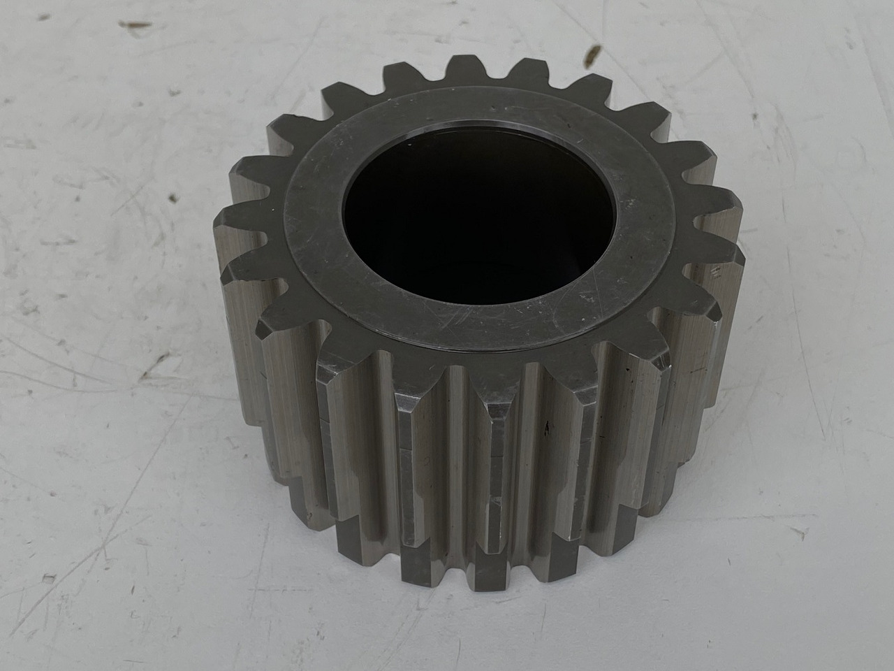 Liebherr Sonnenrad ID-Nr.9443857. FAT450 - FAT450P004. LH60, LH80, ER944, LOS944, LOS954, R944, R954. #SO2804# - Moteur de translation pour Pelle sur chenille: photos 2 Liebherr Sonnenrad ID-Nr.9443857. FAT450 - FAT450P004. LH60, LH80, ER944, LOS944, LOS954, R944, R954. #SO2804# - Moteur de translation pour Pelle sur chenille: photos 2