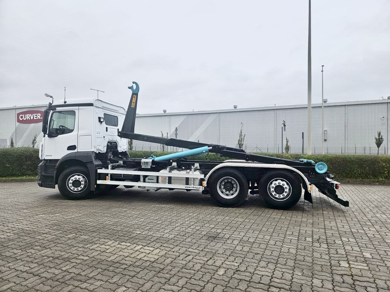 Mercedes-Benz ACTROS 5 - 2542 Nowy! - Camion ampliroll: photos 3 Mercedes-Benz ACTROS 5 - 2542 Nowy! - Camion ampliroll: photos 3