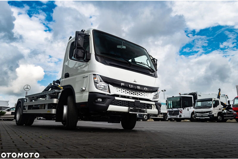 Mitsubishi Fuso 9C18 + KING HZ6R Hooklift - Camion ampliroll: photos 3 Mitsubishi Fuso 9C18 + KING HZ6R Hooklift - Camion ampliroll: photos 3