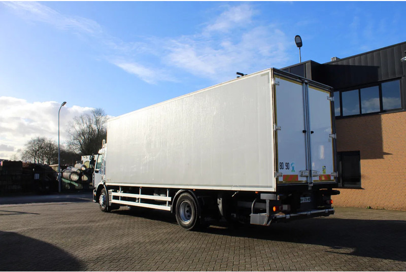 Renault Midlum 270 * EURO5 * 4X2 * CARRIER SUPRA 950 MT * - Camion frigorifique: photos 2 Renault Midlum 270 * EURO5 * 4X2 * CARRIER SUPRA 950 MT * - Camion frigorifique: photos 2