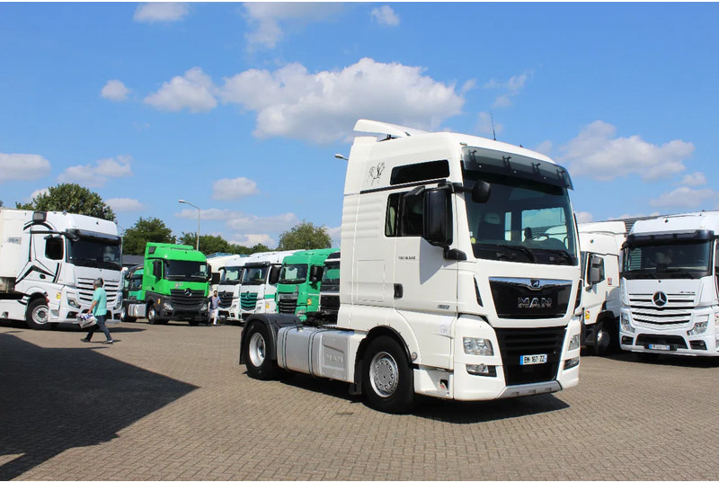 MAN TGX 18.500 * RETARDER * 4X2 * 2 TANK * RETARDER * - Tracteur routier: photos 5 MAN TGX 18.500 * RETARDER * 4X2 * 2 TANK * RETARDER * - Tracteur routier: photos 5