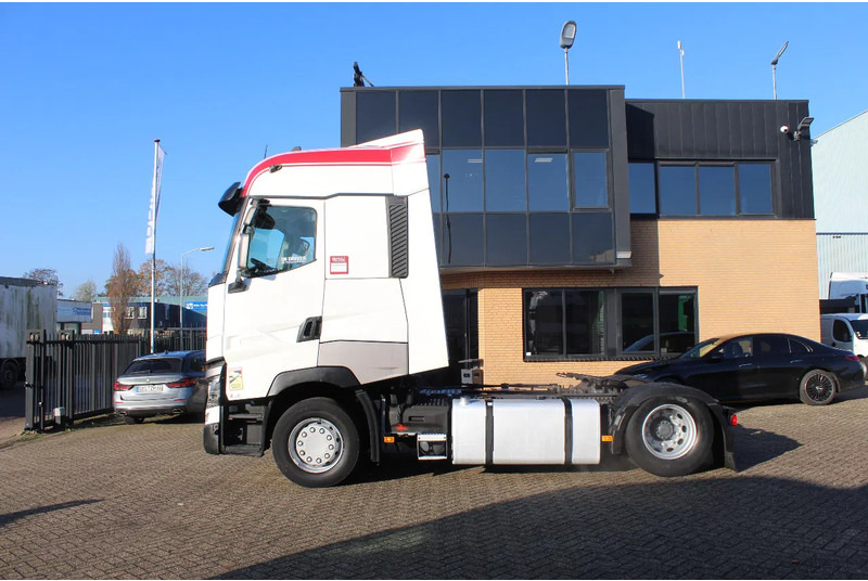 Renault T520 * RETARDER * 4X2 * HYDRAILIC * - Tracteur routier: photos 2 Renault T520 * RETARDER * 4X2 * HYDRAILIC * - Tracteur routier: photos 2