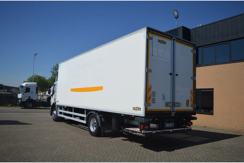 Volvo FE 260 * EURO5 * CARRIER SUPRA 950 * 4X2 * - Camion frigorifique: photos 2 Volvo FE 260 * EURO5 * CARRIER SUPRA 950 * 4X2 * - Camion frigorifique: photos 2