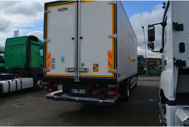 Volvo FE 260 * EURO5 * CARRIER SUPRA 950 MT * 4X2 * - Camion frigorifique: photos 4 Volvo FE 260 * EURO5 * CARRIER SUPRA 950 MT * 4X2 * - Camion frigorifique: photos 4