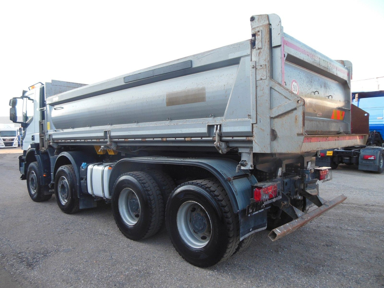 Iveco STRALIS X-WAY 480, 8X4, BORDMATIC, AHK, TOP!!! - Camion benne: photos 4 Iveco STRALIS X-WAY 480, 8X4, BORDMATIC, AHK, TOP!!! - Camion benne: photos 4
