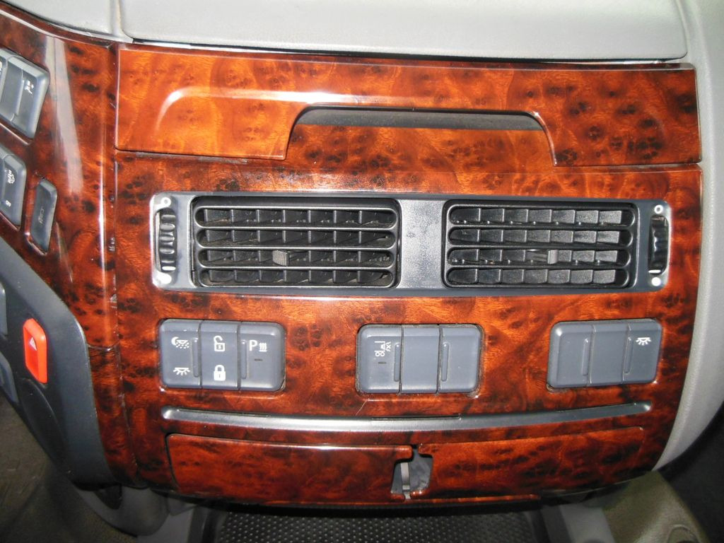 Tracteur routier DAF XF 106.510 SSC, MANUELL, RETARDER, TOP STAND!!! DAF XF 106.510 SSC, MANUELL, RETARDER, TOP STAND!!!: photos 22 Tracteur routier DAF XF 106.510 SSC, MANUELL, RETARDER, TOP STAND!!! DAF XF 106.510 SSC, MANUELL, RETARDER, TOP STAND!!!: photos 22