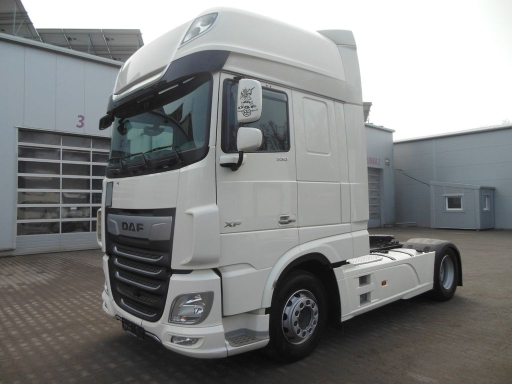 DAF XF 106.530 SSC, HYDRAULIK, STAND KLIMA, TOP - Tracteur routier: photos 1 DAF XF 106.530 SSC, HYDRAULIK, STAND KLIMA, TOP - Tracteur routier: photos 1