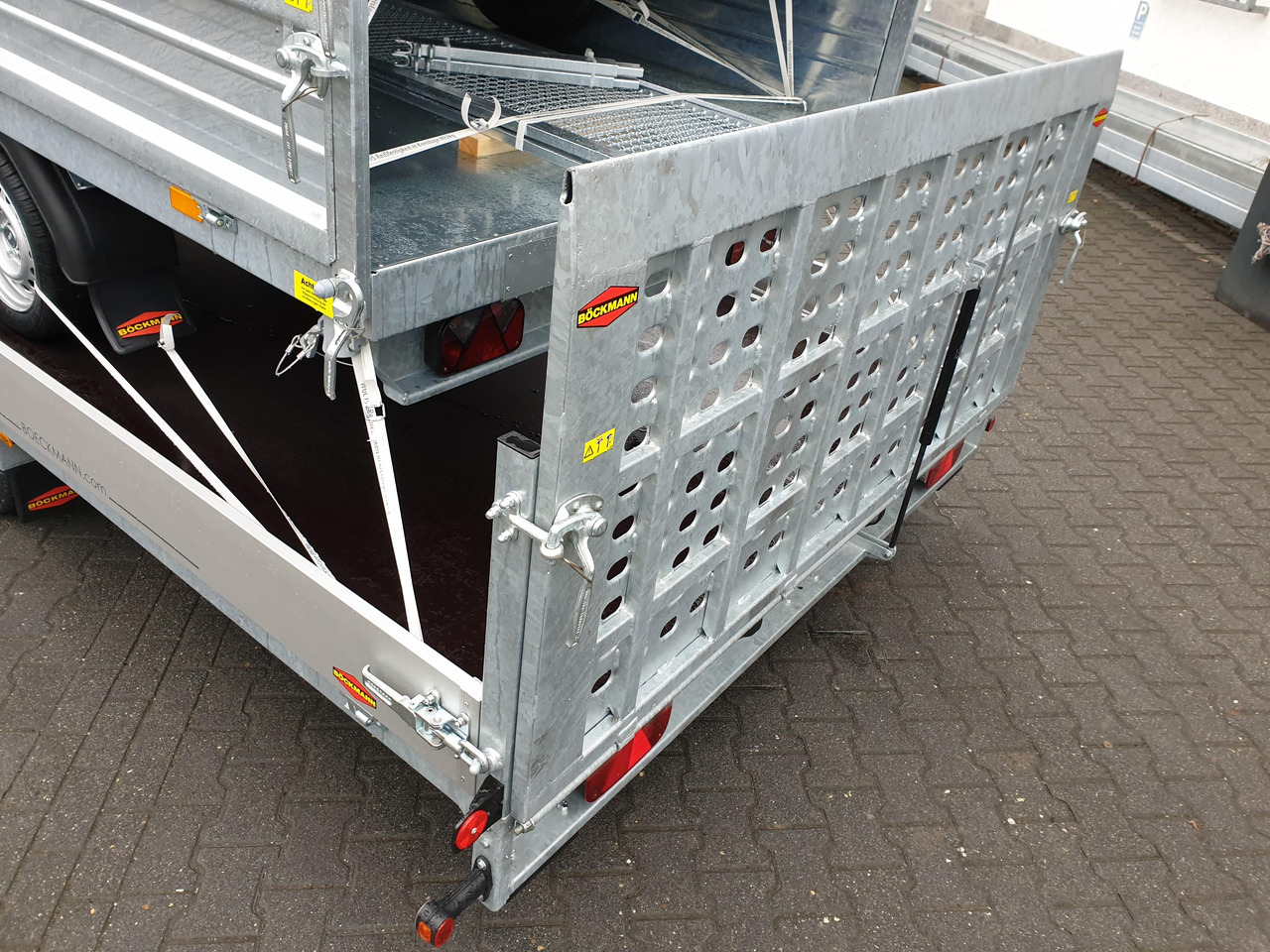 Böckmann MH AL 5020/35 500x208x20cm easyload 13" (XXL) 3500kg Modell 23 preorder - Remorque plateau: photos 4 Böckmann MH AL 5020/35 500x208x20cm easyload 13" (XXL) 3500kg Modell 23 preorder - Remorque plateau: photos 4