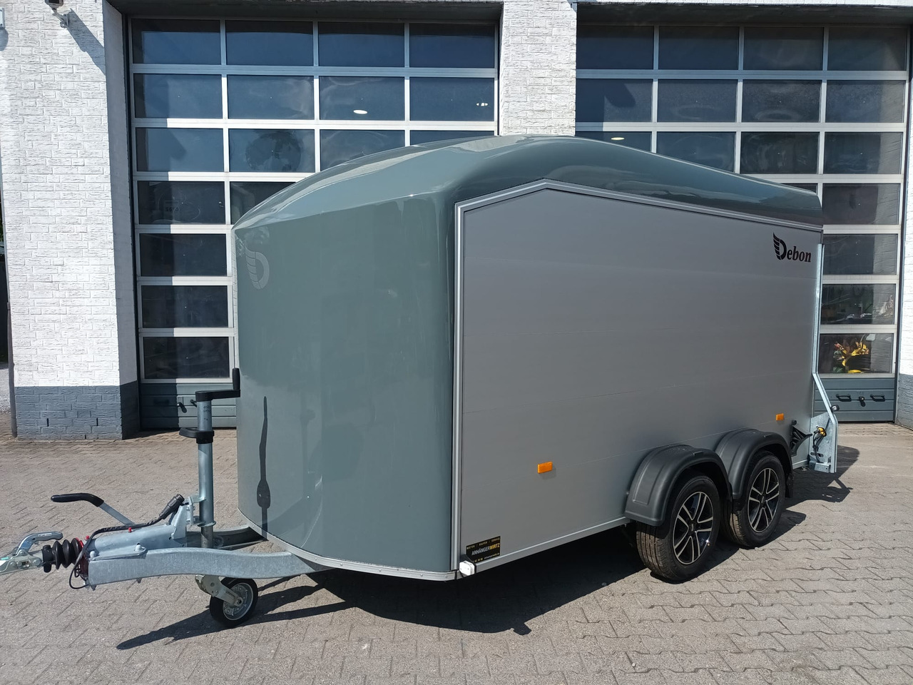 Cargo Roadster 700 plus 375x180x200cm Alu Poly irongrey Leichtmetallräder 2600kg Pullman 100km/H 24 - Remorque voiture: photos 3 Cargo Roadster 700 plus 375x180x200cm Alu Poly irongrey Leichtmetallräder 2600kg Pullman 100km/H 24 - Remorque voiture: photos 3