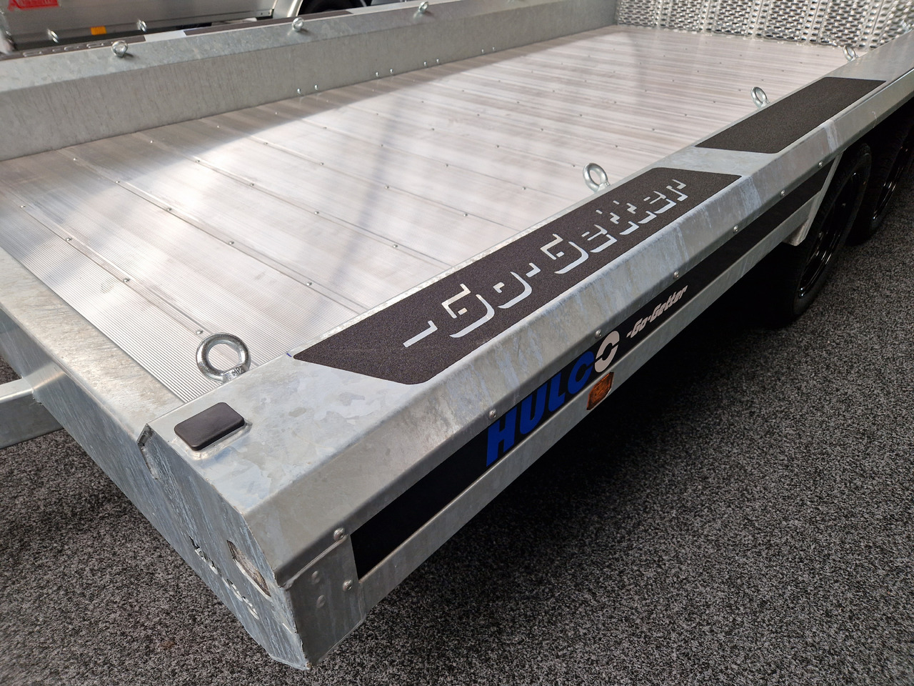 HULCO TERRAX-2 Go Getter Aluboden 394x180x27cm Ladeklamppe 150cm LED 3500kg - Remorque porte engin: photos 2 HULCO TERRAX-2 Go Getter Aluboden 394x180x27cm Ladeklamppe 150cm LED 3500kg - Remorque porte engin: photos 2
