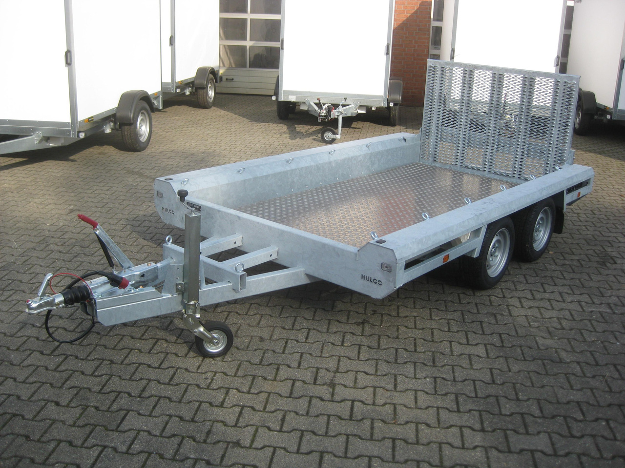 HULCO TERRAX Aluboden 294x150x27cm Heckrampe 100cm (M) 3000kg Abverkauf - Remorque porte engin: photos 1 HULCO TERRAX Aluboden 294x150x27cm Heckrampe 100cm (M) 3000kg Abverkauf - Remorque porte engin: photos 1
