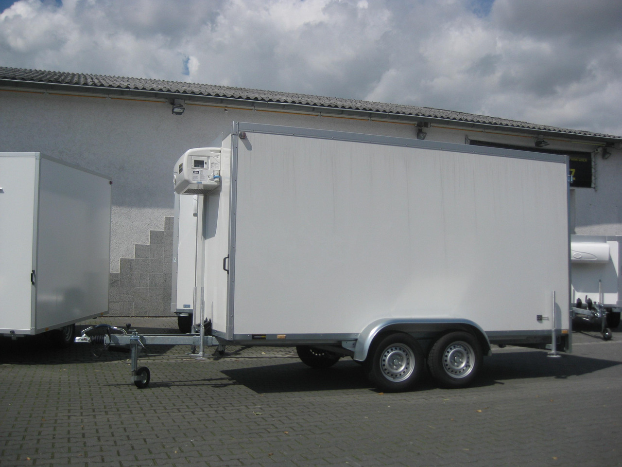 Kühlanhänger AZKF 2740/180 395x178x200cm Govi Kühlaggregat 5 60 Frioliner Modell 2023 - Remorque frigorifique: photos 4 Kühlanhänger AZKF 2740/180 395x178x200cm Govi Kühlaggregat 5 60 Frioliner Modell 2023 - Remorque frigorifique: photos 4