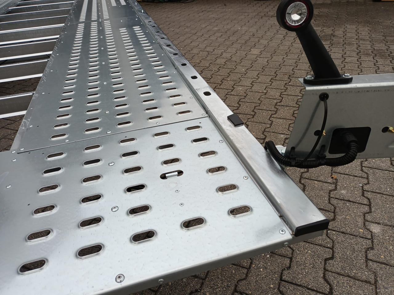 Martz Cartrailer GT KIPP 480/2 3T 480x205cm Profi Lohr Stahl Winde 10" 3000kg 100km/H - Remorque porte-voitures: photos 5 Martz Cartrailer GT KIPP 480/2 3T 480x205cm Profi Lohr Stahl Winde 10" 3000kg 100km/H - Remorque porte-voitures: photos 5