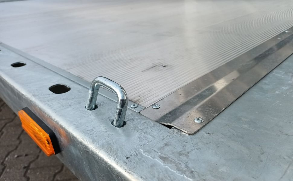 Martz Universal GT KIPP 500/3 S 500x210cm Aluboden ankippbar Heckklappe Winde Tridem 10" 3500kg - Remorque porte engin: photos 1 Martz Universal GT KIPP 500/3 S 500x210cm Aluboden ankippbar Heckklappe Winde Tridem 10" 3500kg - Remorque porte engin: photos 1