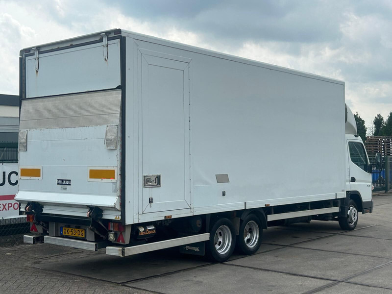 Mitsubishi Fuso CANTER 3C15 - Camion fourgon: photos 5 Mitsubishi Fuso CANTER 3C15 - Camion fourgon: photos 5