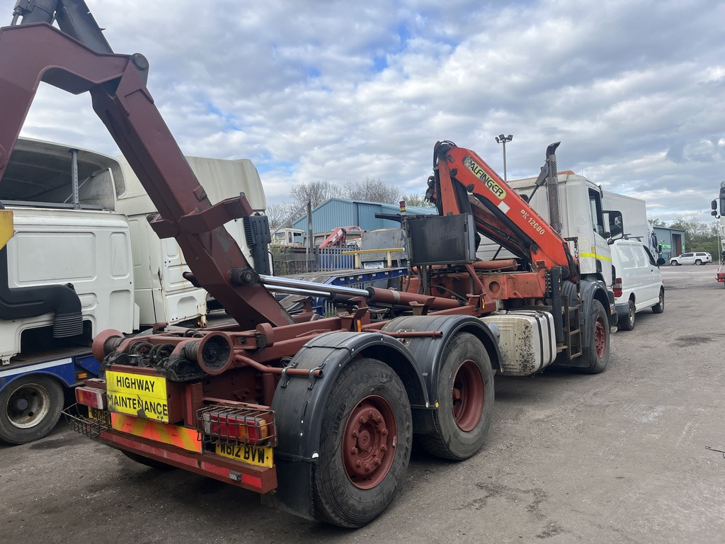 Scania 94D 260 6x2 Rigid - Camion benne: photos 5 Scania 94D 260 6x2 Rigid - Camion benne: photos 5