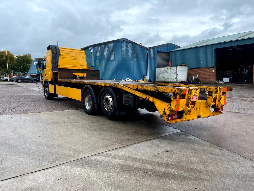 VOLVO FM9 340 6x2 - Camion plateau: photos 5 VOLVO FM9 340 6x2 - Camion plateau: photos 5