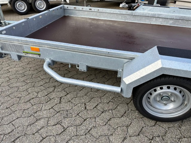 Hapert Indigo LF-2 4050 x 1790 x 200 mm, 3,5 to. - Remorque voiture: photos 5 Hapert Indigo LF-2 4050 x 1790 x 200 mm, 3,5 to. - Remorque voiture: photos 5