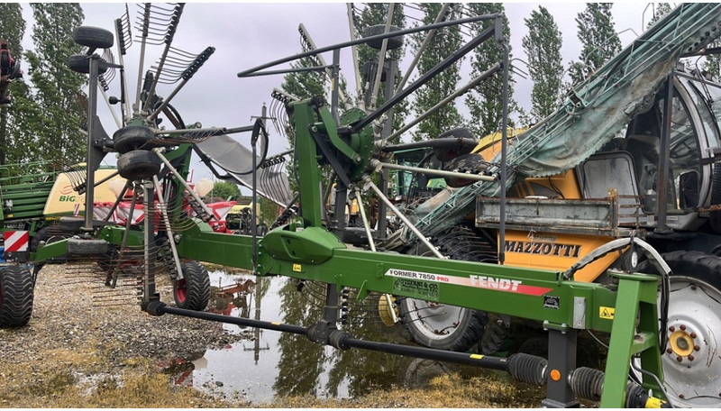 Fendt Former 7850 Pro - Faneuse: photos 2 Fendt Former 7850 Pro - Faneuse: photos 2