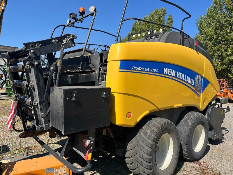 New Holland 1290 - Presse à balles cubiques: photos 5 New Holland 1290 - Presse à balles cubiques: photos 5