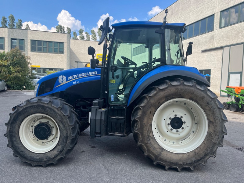 New Holland T 5.95 DC - Tracteur agricole: photos 4 New Holland T 5.95 DC - Tracteur agricole: photos 4