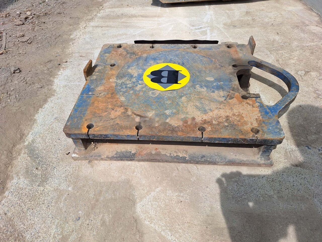 Attache rapide pour Pelle Attachment plate: photos 6