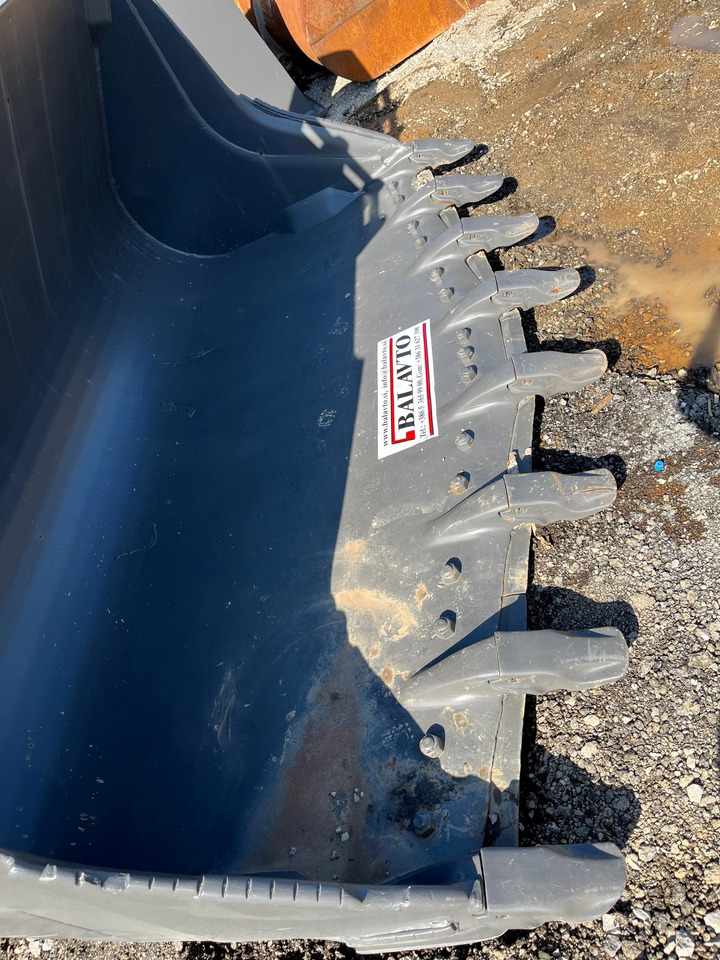 BALAVTO Loader bucket 3350 mm - Godet pour chargeur: photos 4 BALAVTO Loader bucket 3350 mm - Godet pour chargeur: photos 4
