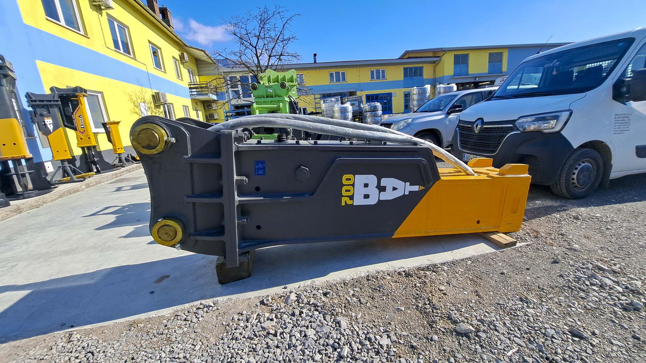 BAT 700 for 50-60 ton excavators - Marteau hydraulique pour Pelle: photos 1 BAT 700 for 50-60 ton excavators - Marteau hydraulique pour Pelle: photos 1