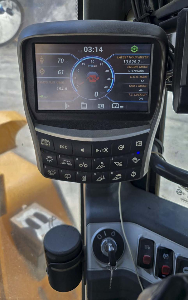 Chargeuse sur pneus HYUNDAI HL970: photos 15 Chargeuse sur pneus HYUNDAI HL970: photos 15