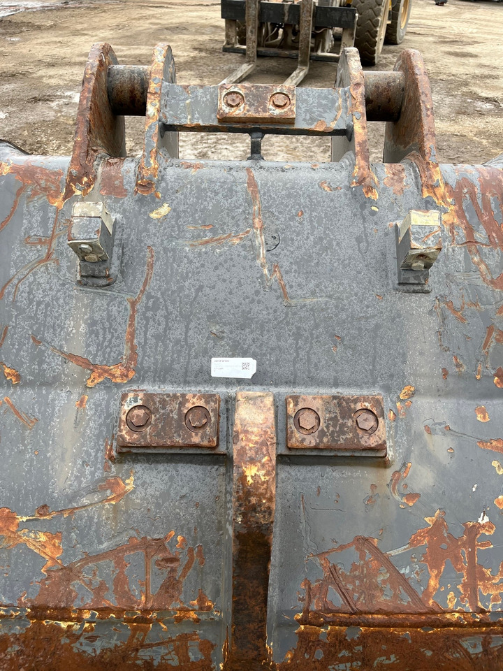 VOLVO Digging bucket 1000 mm - Godet pour pelle: photos 5 VOLVO Digging bucket 1000 mm - Godet pour pelle: photos 5
