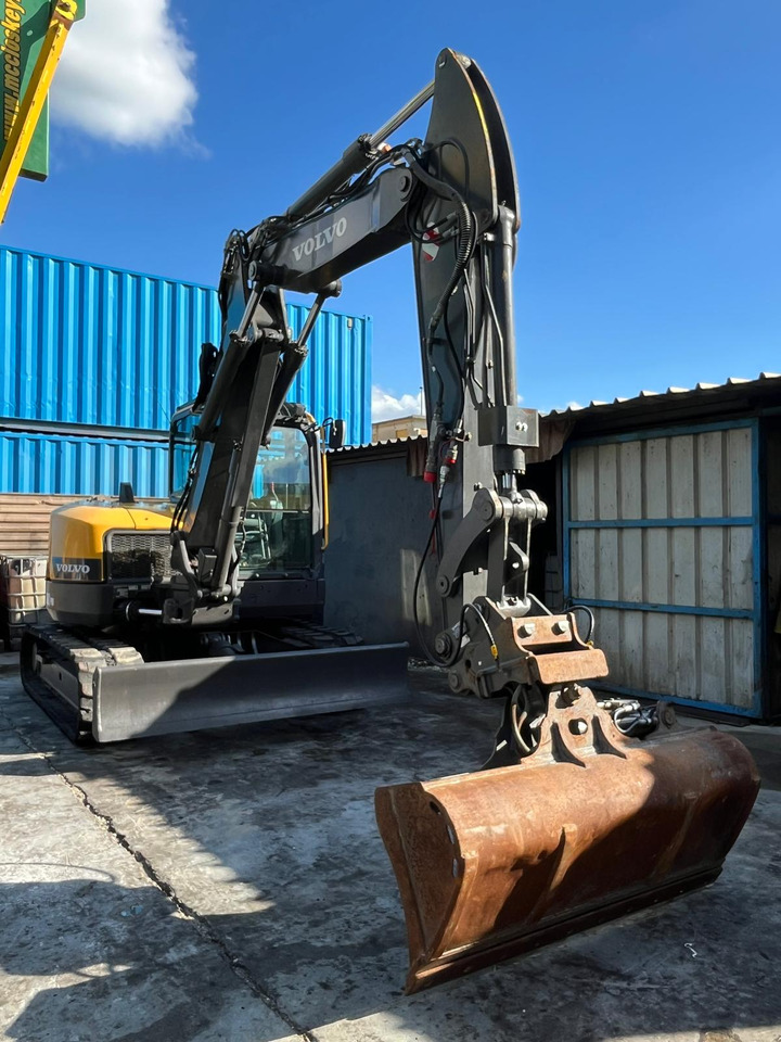 VOLVO ECR88D - Mini pelle: photos 2 VOLVO ECR88D - Mini pelle: photos 2