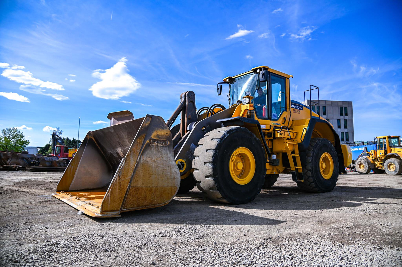 VOLVO L180H - Chargeuse sur pneus: photos 1 VOLVO L180H - Chargeuse sur pneus: photos 1