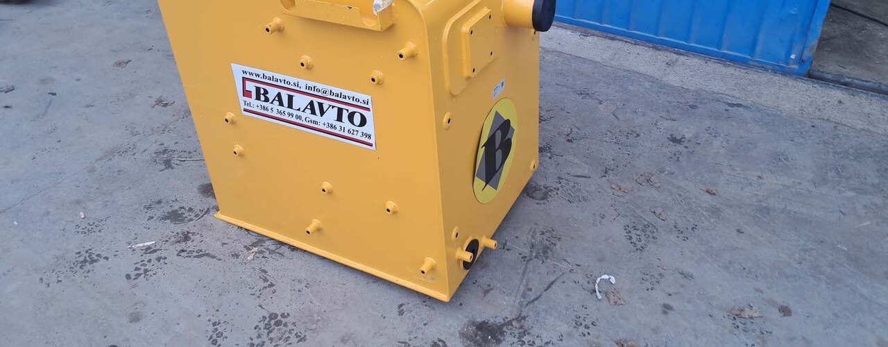 Volvo 14559405 Volvo EC210C - Réservoir de carburant pour Pelle: photos 1 Volvo 14559405 Volvo EC210C - Réservoir de carburant pour Pelle: photos 1