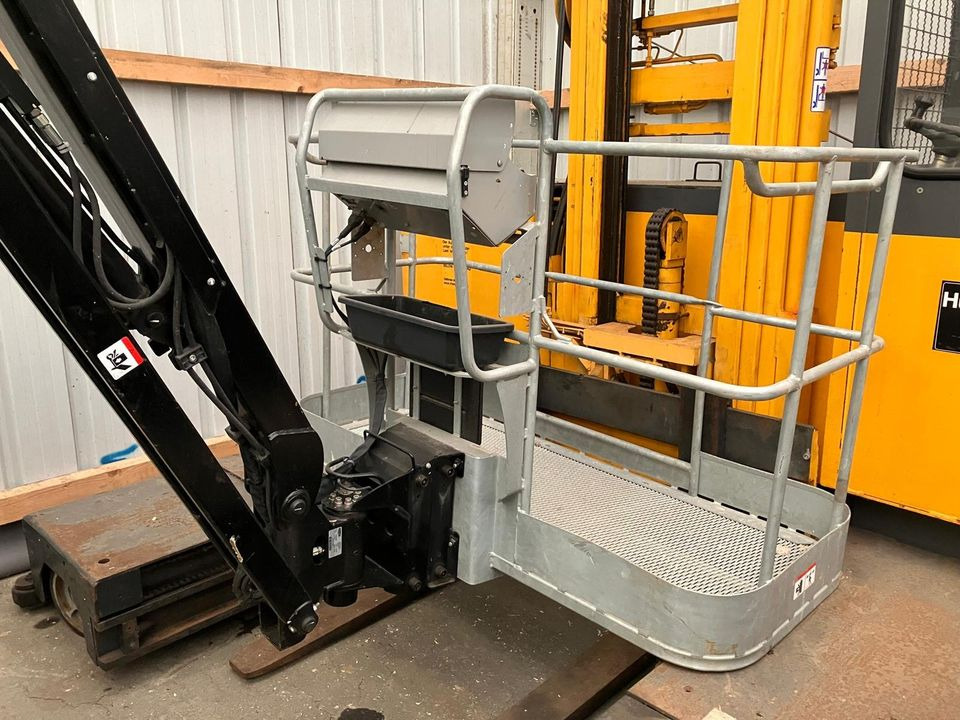 Manitou Arbeitsbühne 180 ATJ Unfallschaden Teleskopbühne - Nacelle articulée: photos 2 Manitou Arbeitsbühne 180 ATJ Unfallschaden Teleskopbühne - Nacelle articulée: photos 2