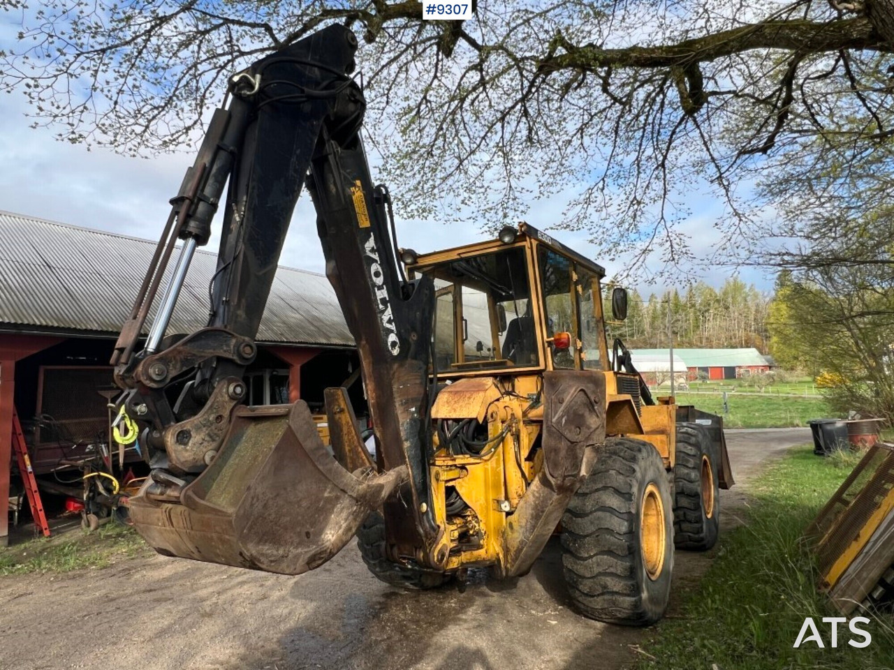 Backhoe loader VOLVO BM 6300 - Tractopelle: photos 5 Backhoe loader VOLVO BM 6300 - Tractopelle: photos 5
