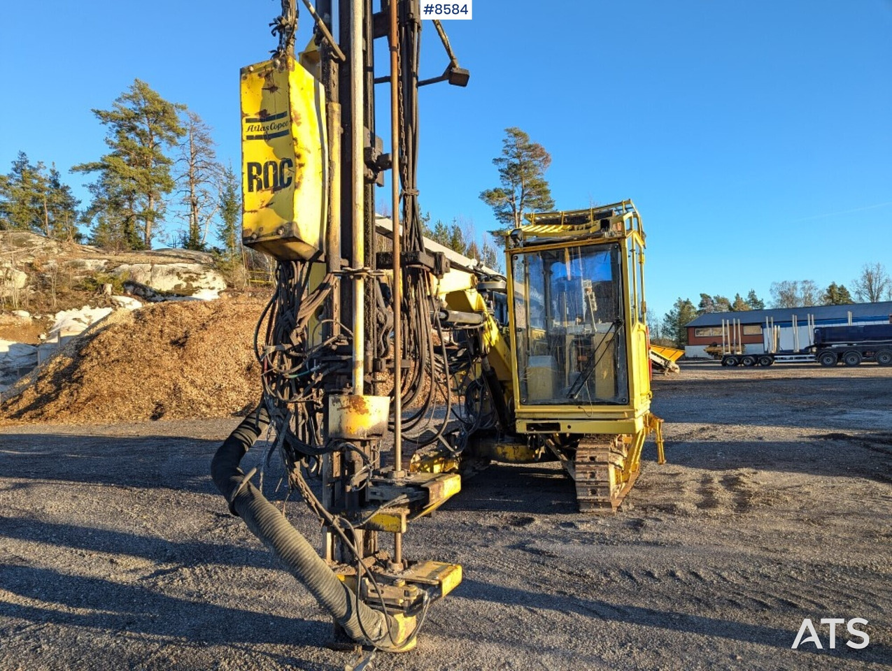 Drill rigg Atlas Copco ROC 642 HP with cab (SEE VIDEO) - Foreuse: photos 3 Drill rigg Atlas Copco ROC 642 HP with cab (SEE VIDEO) - Foreuse: photos 3