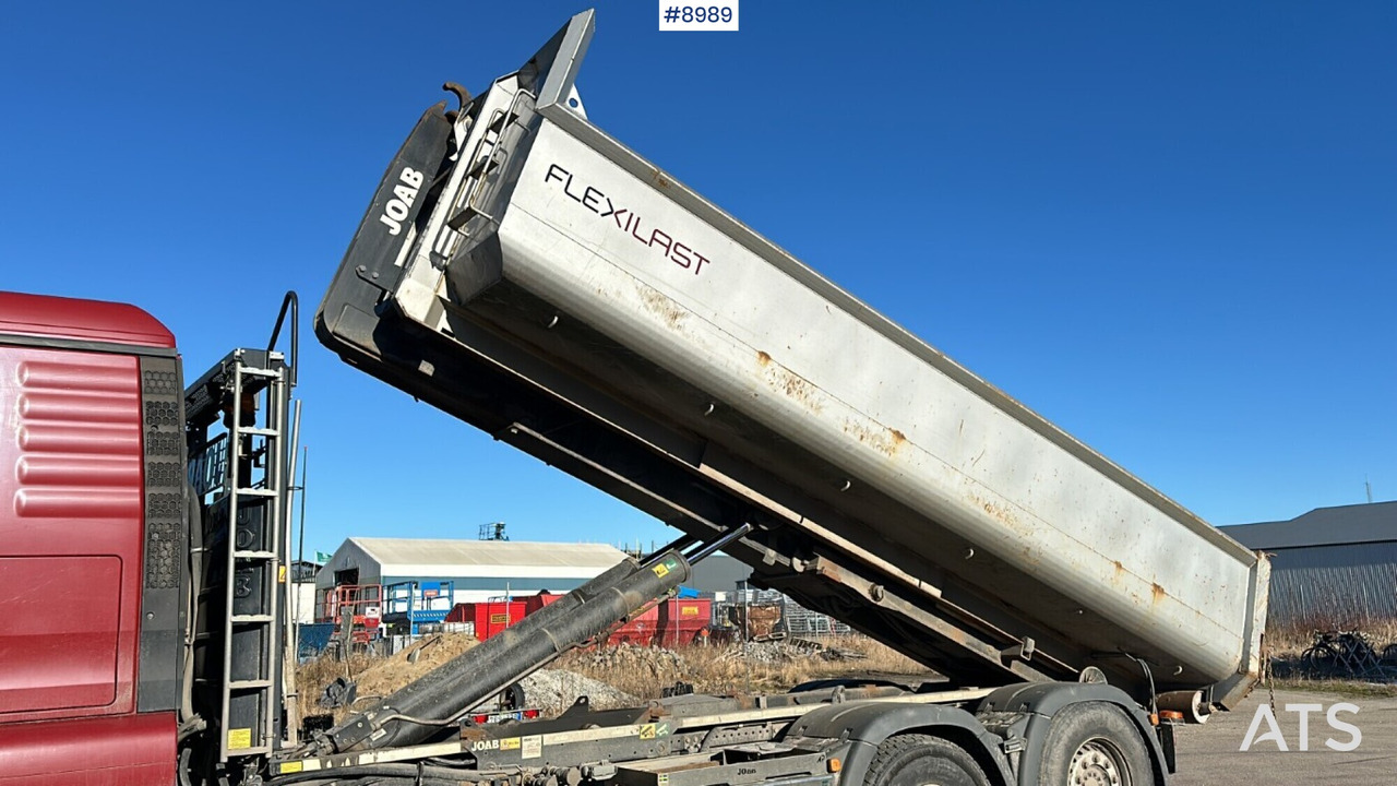 Hook lift MAN TGS 28.430 X2-4 BL with bed - SEE VIDEO - Camion ampliroll: photos 4 Hook lift MAN TGS 28.430 X2-4 BL with bed - SEE VIDEO - Camion ampliroll: photos 4