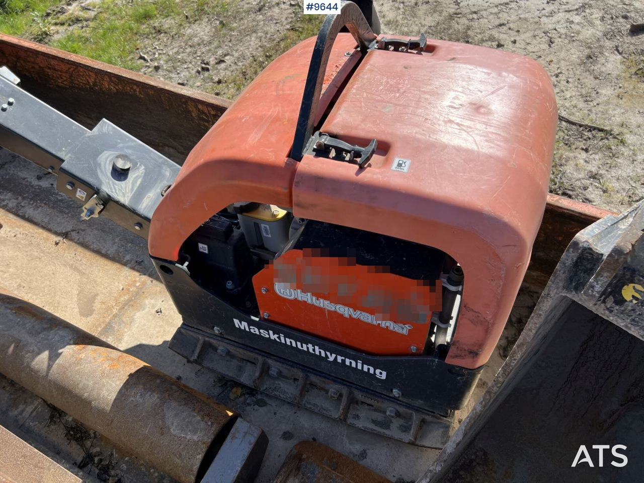 Plaque vibrante Husqvarna LG504 Vibratory Plate: photos 9