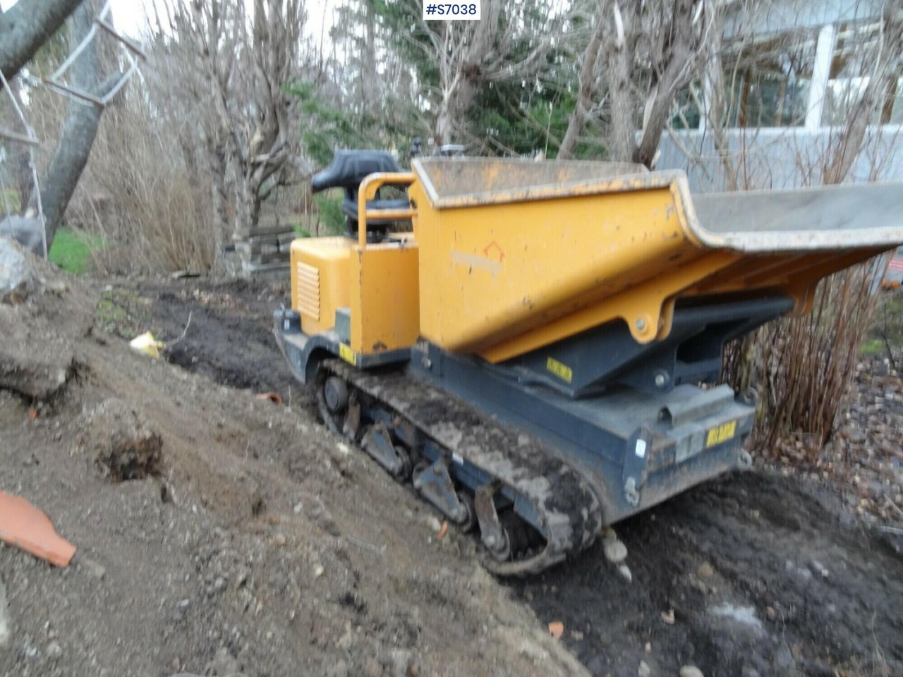 Mini dump truck, Mustang RD15 - Mini tombereau: photos 2 Mini dump truck, Mustang RD15 - Mini tombereau: photos 2