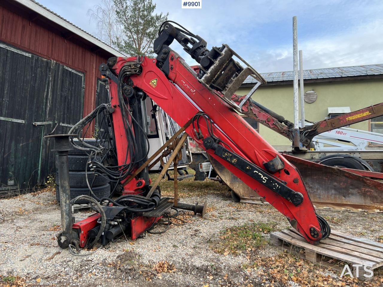 PALFINGER EPSILON M110 Timber crane with double jibs - Grue auxiliaire: photos 4 PALFINGER EPSILON M110 Timber crane with double jibs - Grue auxiliaire: photos 4