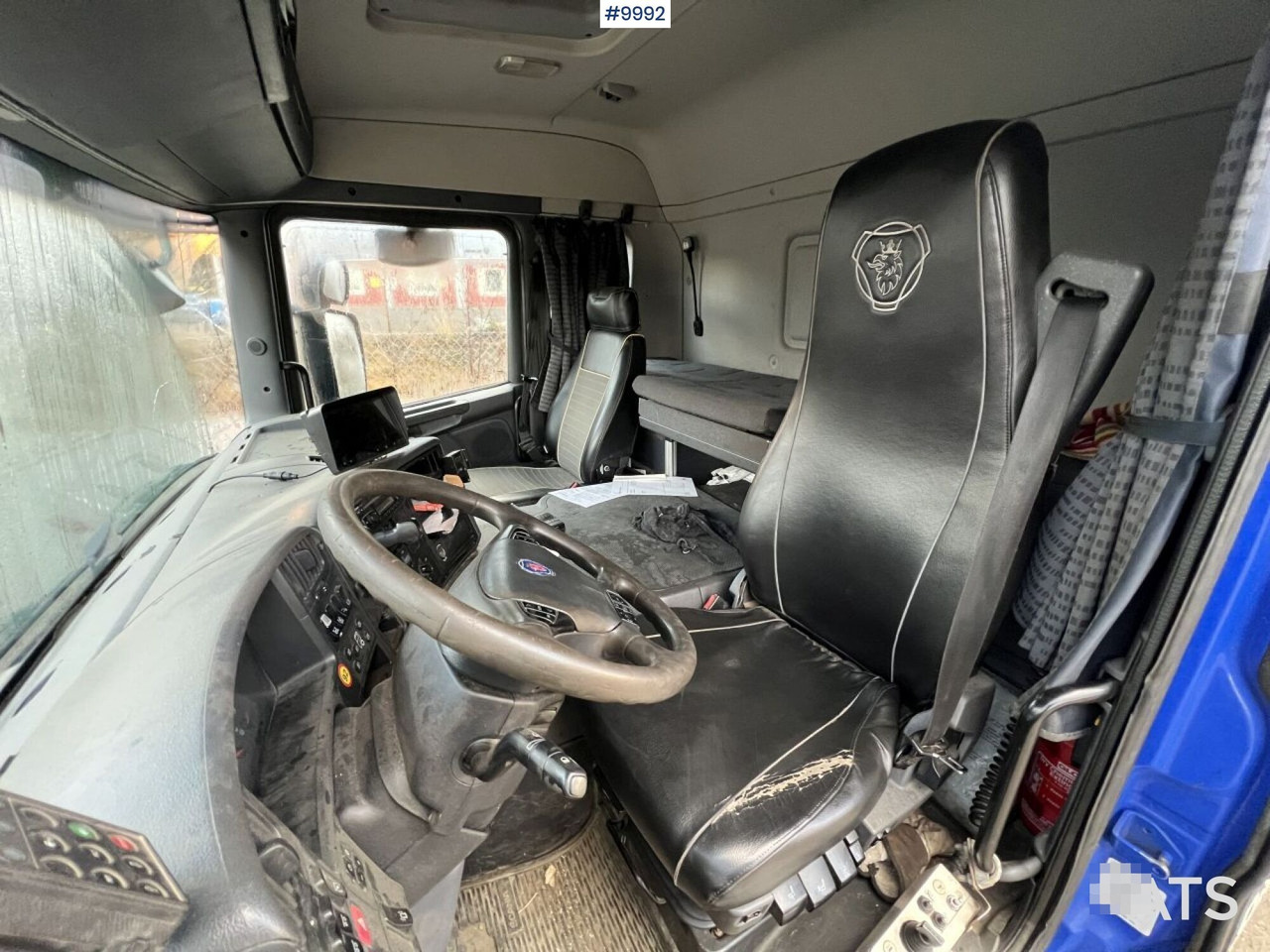 Scania P380 Hook truck - Camion ampliroll: photos 5 Scania P380 Hook truck - Camion ampliroll: photos 5