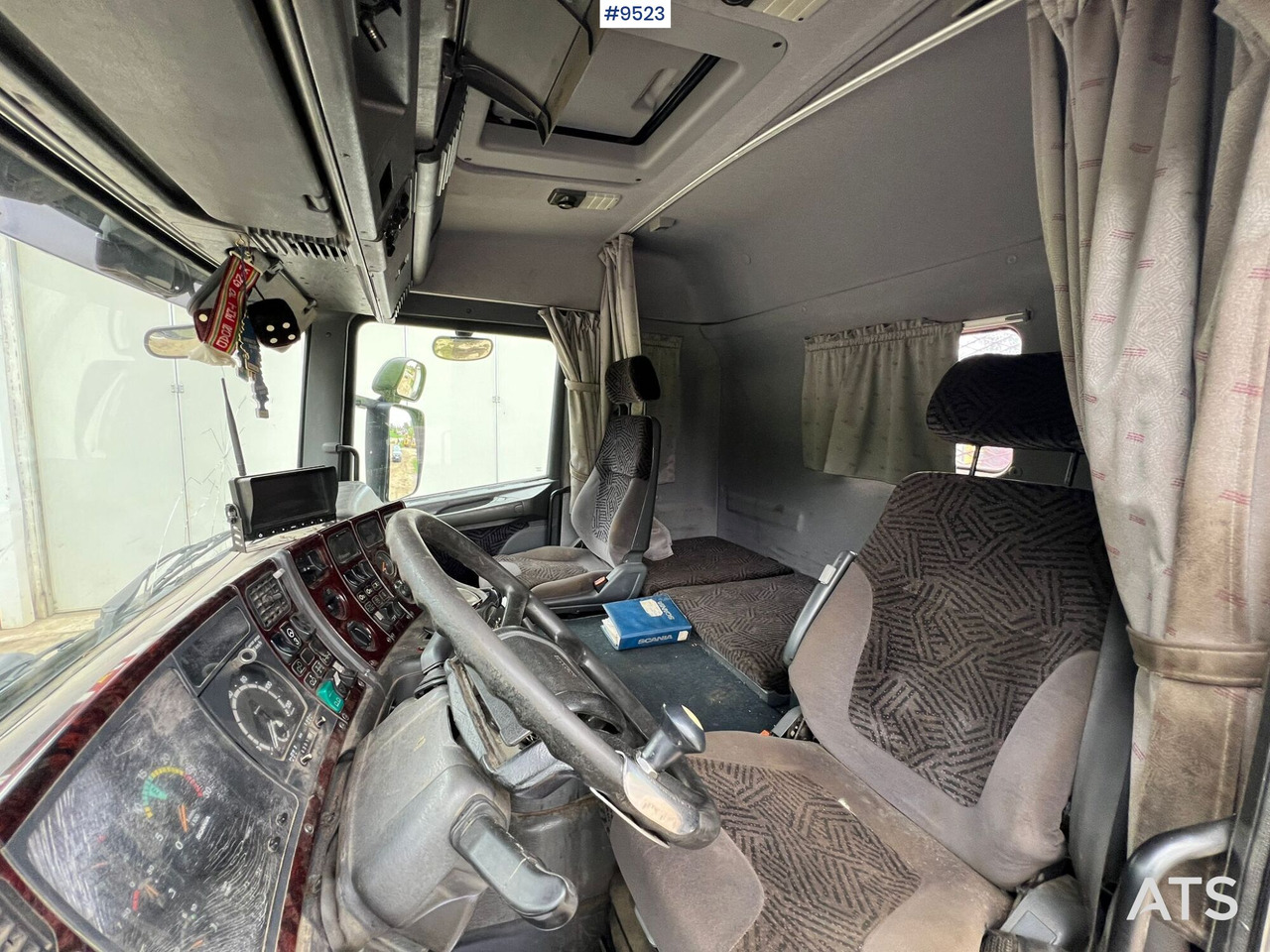 Camion ampliroll Scania R164 Tridem Hooklift: photos 6