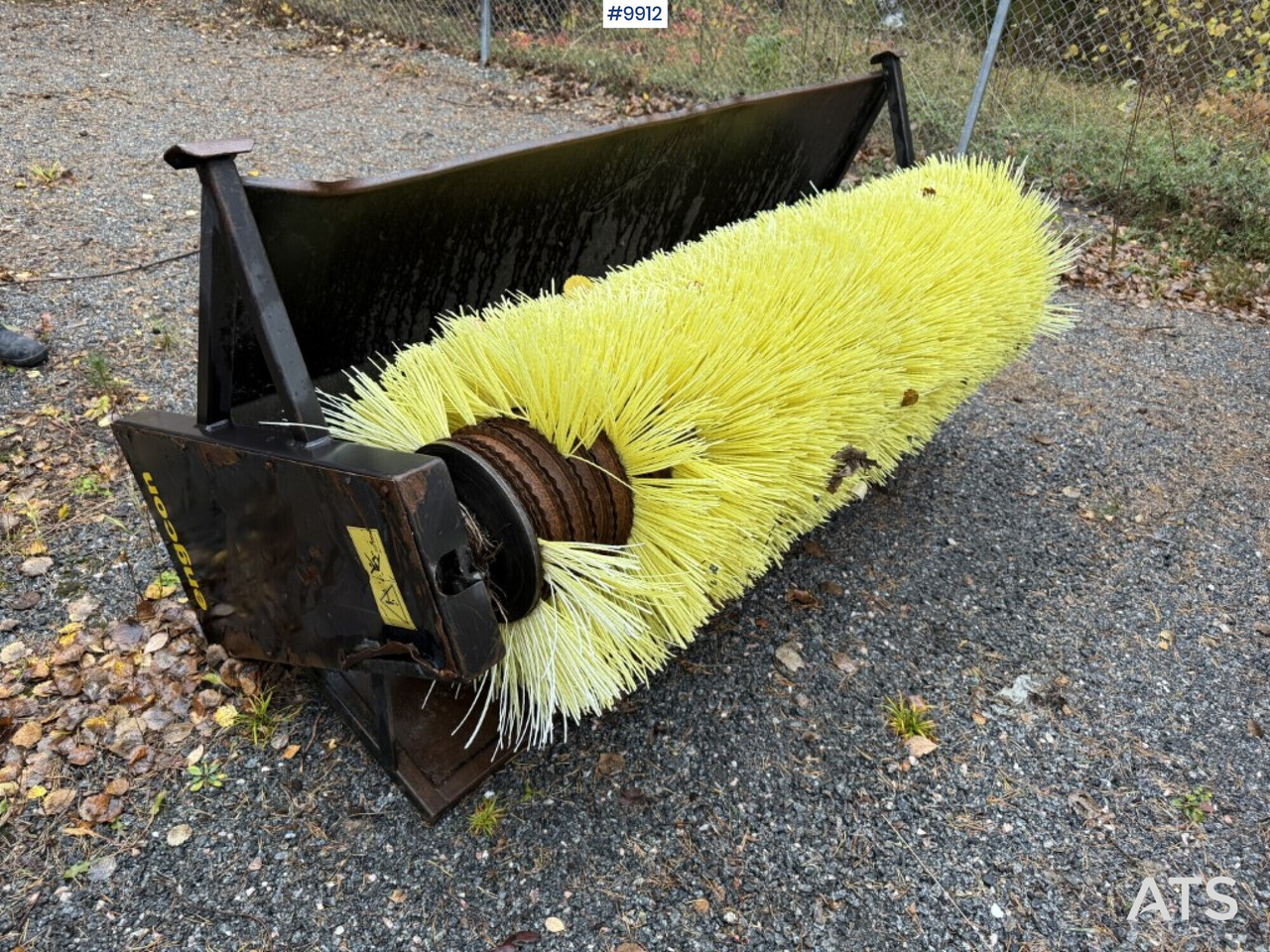 Sweeper Engcon SOP-SR1800-S60 - Brosse: photos 5 Sweeper Engcon SOP-SR1800-S60 - Brosse: photos 5