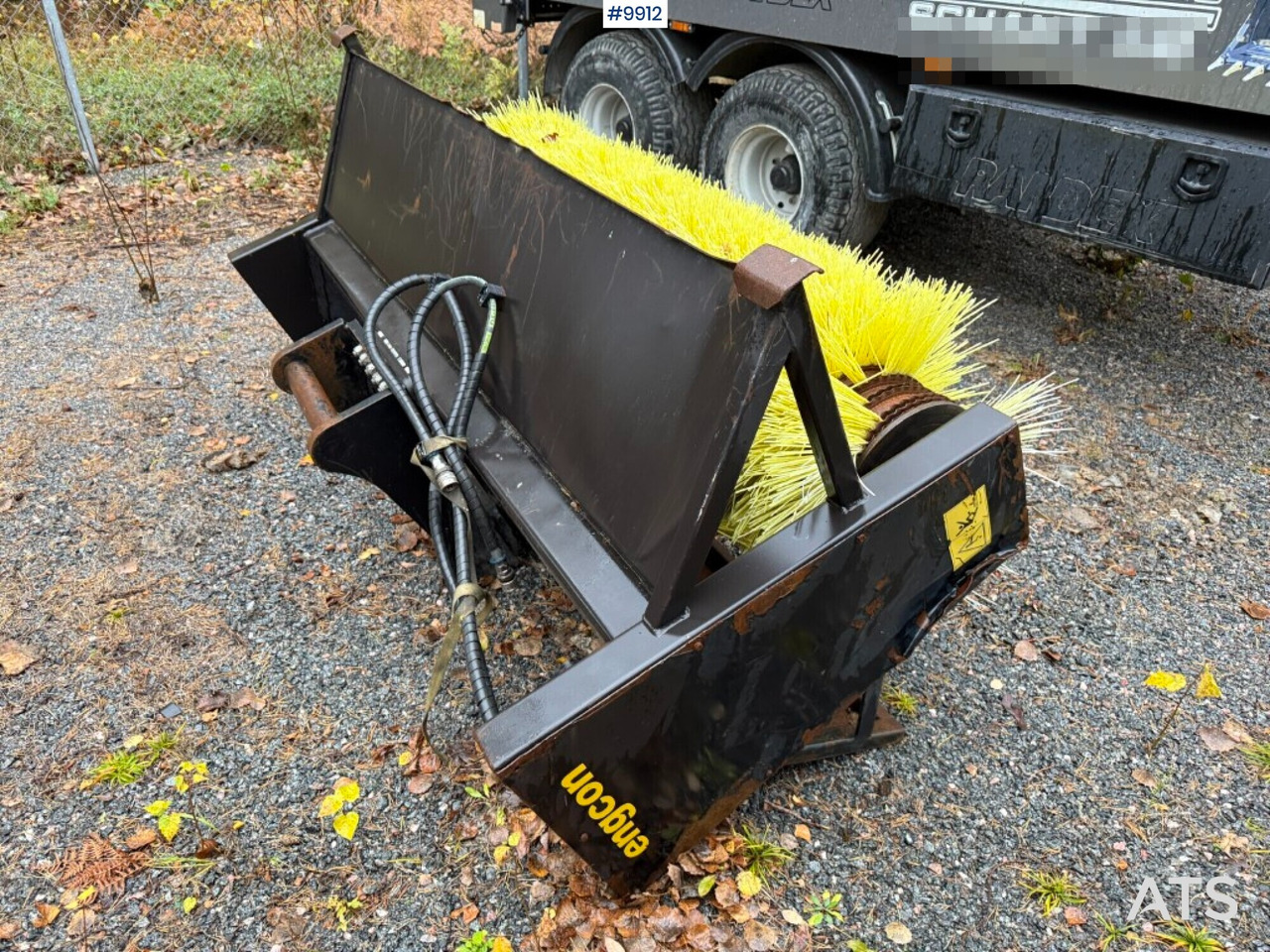 Sweeper Engcon SOP-SR1800-S60 - Brosse: photos 3 Sweeper Engcon SOP-SR1800-S60 - Brosse: photos 3