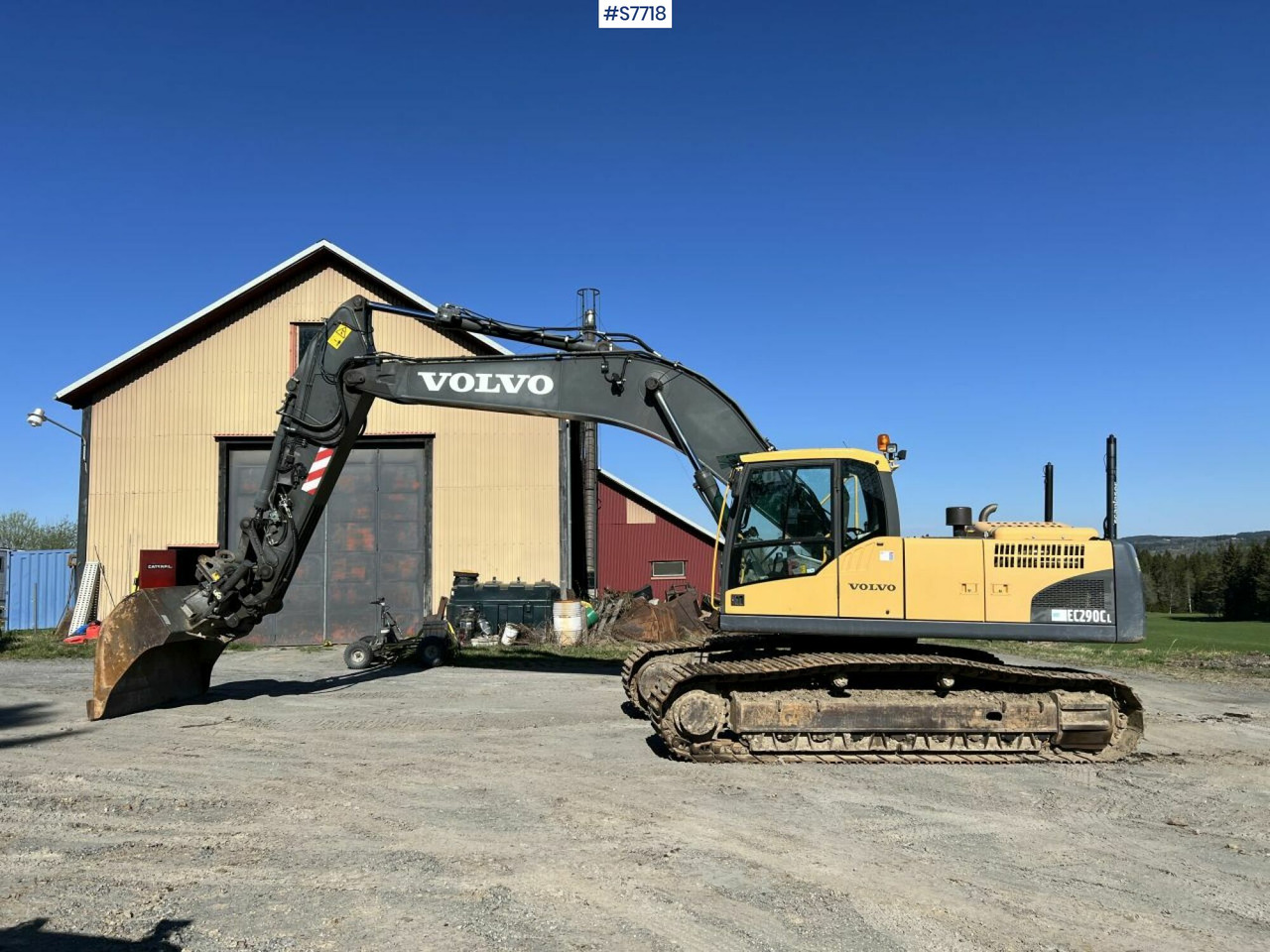 VOLVO EC 290 CL WITH DIGGING SYSTEM AND GEAR (SEE VIDEO) - Pelle: photos 2 VOLVO EC 290 CL WITH DIGGING SYSTEM AND GEAR (SEE VIDEO) - Pelle: photos 2