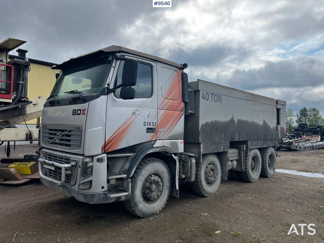 Volvo FH16 8*4 Tipper/Mining truck - Camion benne: photos 1 Volvo FH16 8*4 Tipper/Mining truck - Camion benne: photos 1
